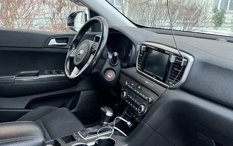 KIA Sportage IV рестайлинг, 2018 год, 1 850 000 рублей, 6 фотография