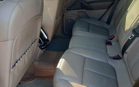 Porsche Cayenne III, 2013 год, 2 950 000 рублей, 8 фотография