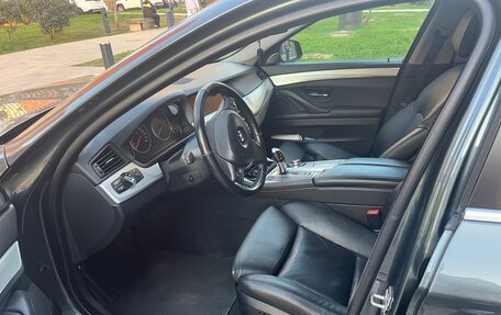 BMW 5 серия, 2011 год, 1 820 000 рублей, 6 фотография