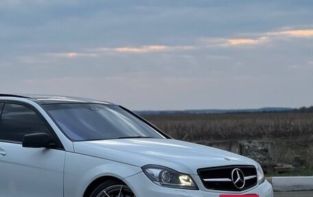 Mercedes-Benz C-Класс, 2012 год, 1 400 000 рублей, 3 фотография