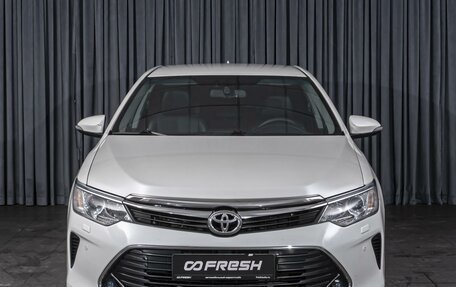 Toyota Camry, 2017 год, 2 400 000 рублей, 3 фотография