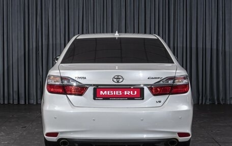 Toyota Camry, 2017 год, 2 400 000 рублей, 4 фотография