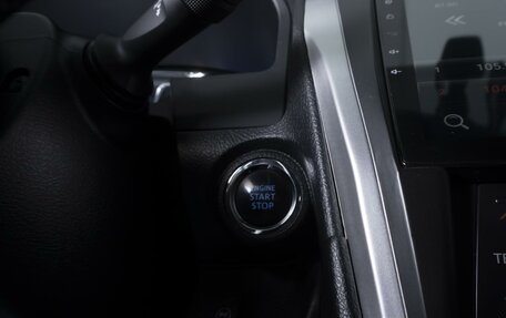 Toyota Camry, 2017 год, 2 400 000 рублей, 17 фотография