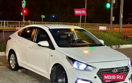 Hyundai Solaris II рестайлинг, 2017 год, 525 000 рублей, 4 фотография