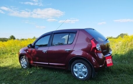 Renault Sandero I, 2011 год, 625 000 рублей, 2 фотография