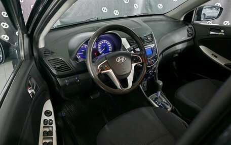 Hyundai Solaris II рестайлинг, 2012 год, 630 000 рублей, 16 фотография