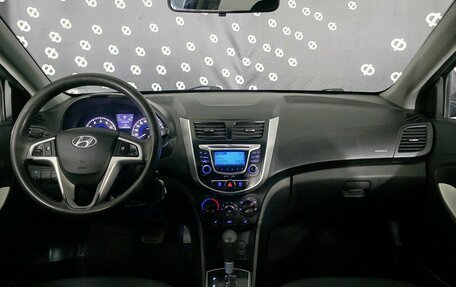 Hyundai Solaris II рестайлинг, 2012 год, 630 000 рублей, 21 фотография