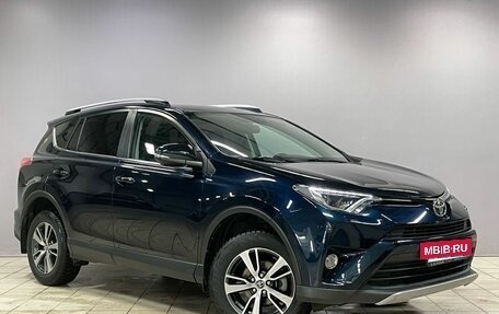 Toyota RAV4, 2018 год, 2 290 000 рублей, 3 фотография