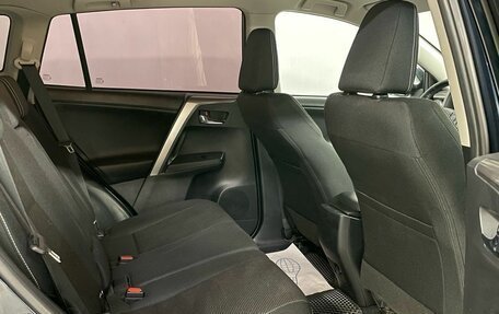 Toyota RAV4, 2018 год, 2 290 000 рублей, 10 фотография