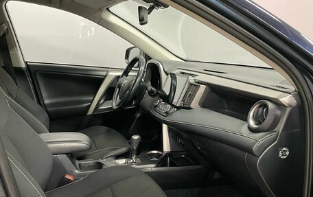 Toyota RAV4, 2018 год, 2 290 000 рублей, 9 фотография