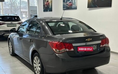 Chevrolet Cruze II, 2011 год, 899 900 рублей, 3 фотография