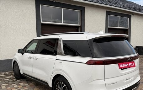 KIA Carnival, 2022 год, 4 300 000 рублей, 4 фотография