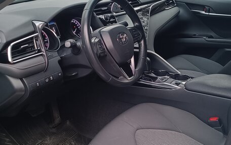 Toyota Camry, 2019 год, 2 700 000 рублей, 7 фотография