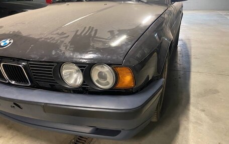 BMW 5 серия, 1992 год, 600 000 рублей, 15 фотография