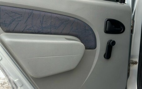 Renault Logan I, 2006 год, 319 000 рублей, 17 фотография