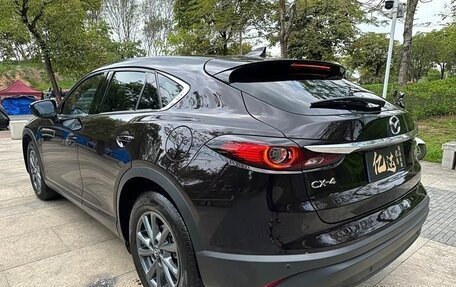 Mazda CX-4, 2022 год, 1 860 000 рублей, 10 фотография