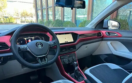 Volkswagen T-Cross I, 2022 год, 1 420 143 рублей, 10 фотография