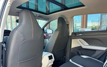 Volkswagen T-Cross I, 2022 год, 1 420 143 рублей, 15 фотография