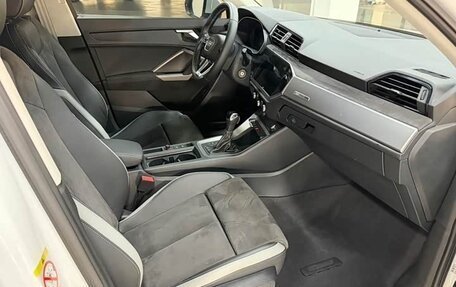 Audi Q3, 2022 год, 2 687 000 рублей, 15 фотография