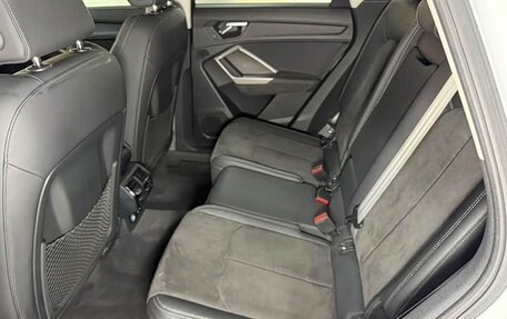 Audi Q3, 2022 год, 2 687 000 рублей, 16 фотография