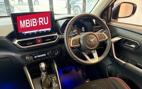 Toyota Raize I, 2022 год, 1 640 005 рублей, 9 фотография