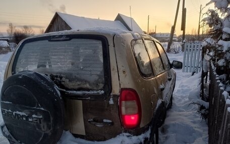 Chevrolet Niva I рестайлинг, 2004 год, 230 000 рублей, 3 фотография