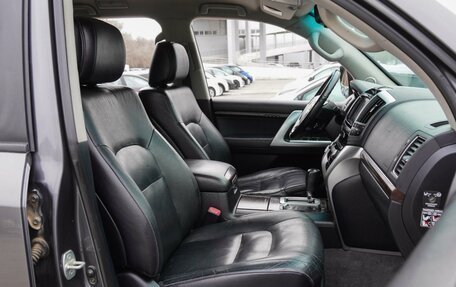 Toyota Land Cruiser 200, 2012 год, 3 570 000 рублей, 8 фотография