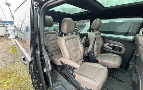 Mercedes-Benz V-Класс, 2023 год, 11 714 840 рублей, 8 фотография