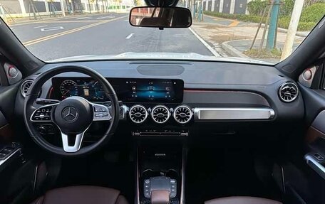 Mercedes-Benz GLB, 2022 год, 2 318 000 рублей, 7 фотография