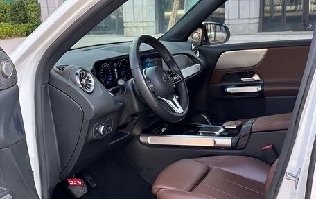 Mercedes-Benz GLB, 2022 год, 2 318 000 рублей, 6 фотография