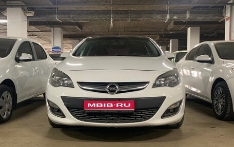 Opel Astra J, 2012 год, 730 000 рублей, 1 фотография