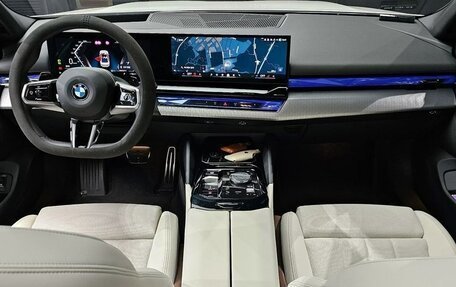 BMW 5 серия, 2025 год, 6 320 000 рублей, 5 фотография