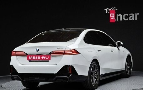 BMW 5 серия, 2025 год, 6 320 000 рублей, 4 фотография