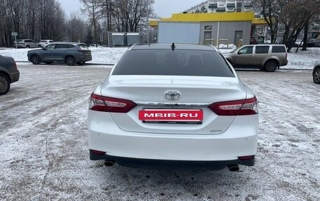 Toyota Camry, 2023 год, 3 300 000 рублей, 7 фотография