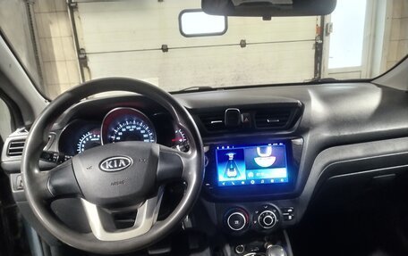 KIA Rio III рестайлинг, 2012 год, 800 000 рублей, 4 фотография
