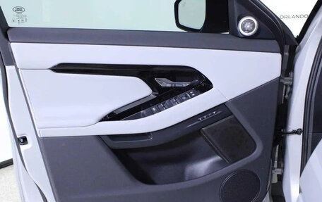 Land Rover Range Rover Evoque II, 2025 год, 7 730 000 рублей, 10 фотография