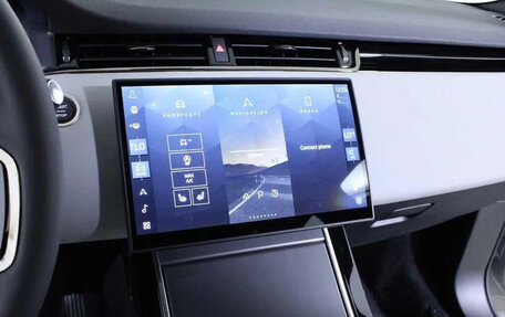 Land Rover Range Rover Evoque II, 2025 год, 7 730 000 рублей, 18 фотография