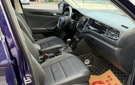 Volkswagen T-Roc I, 2022 год, 1 590 000 рублей, 10 фотография