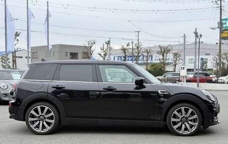 MINI Clubman, 2022 год, 1 850 000 рублей, 4 фотография