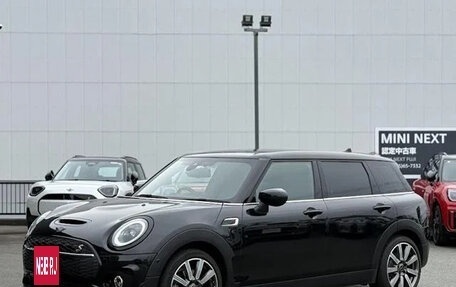 MINI Clubman, 2022 год, 1 850 000 рублей, 2 фотография