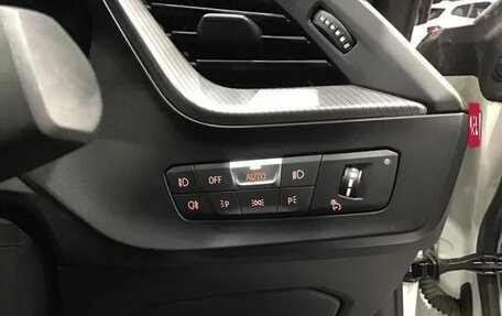 BMW 2 серия F44, 2022 год, 1 750 000 рублей, 13 фотография