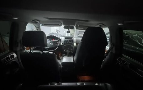 Volkswagen Touareg III, 2003 год, 850 000 рублей, 11 фотография