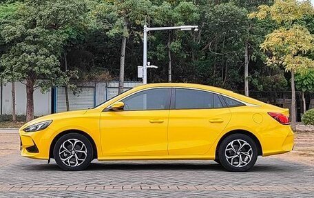 MG 5, 2022 год, 1 090 000 рублей, 4 фотография