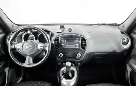 Nissan Juke II, 2011 год, 890 000 рублей, 5 фотография