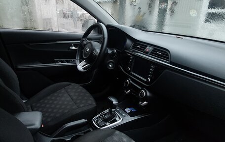 KIA Rio IV, 2020 год, 1 520 000 рублей, 8 фотография