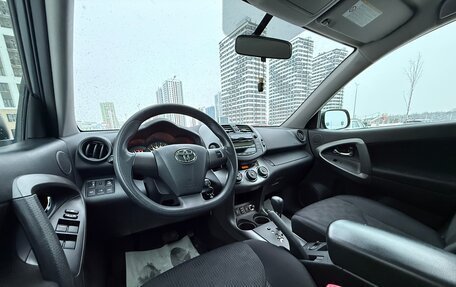 Toyota RAV4, 2010 год, 1 700 000 рублей, 27 фотография