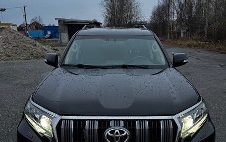 Toyota Land Cruiser Prado 150 рестайлинг 2, 2020 год, 5 400 000 рублей, 3 фотография