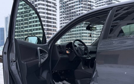 Toyota RAV4, 2010 год, 1 700 000 рублей, 32 фотография