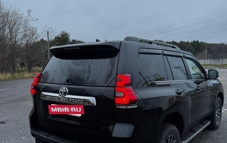 Toyota Land Cruiser Prado 150 рестайлинг 2, 2020 год, 5 400 000 рублей, 5 фотография