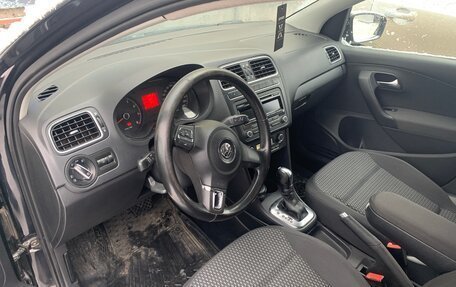 Volkswagen Polo VI (EU Market), 2011 год, 730 000 рублей, 4 фотография